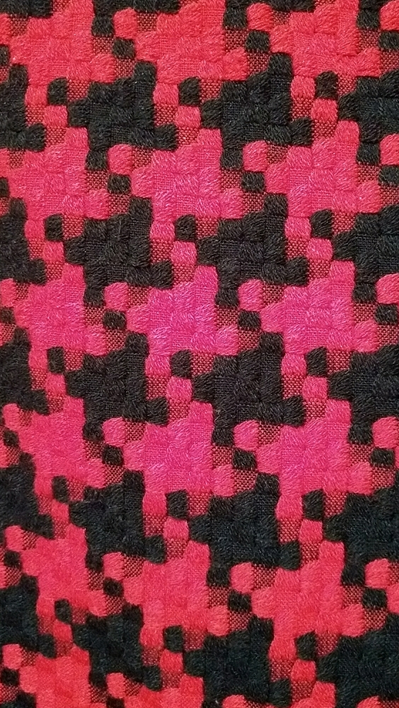 Retro-Inspired Patterned Shift Dress - image 4